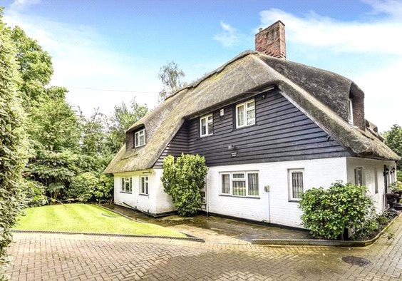 South View Road Pinner HA5 3YD