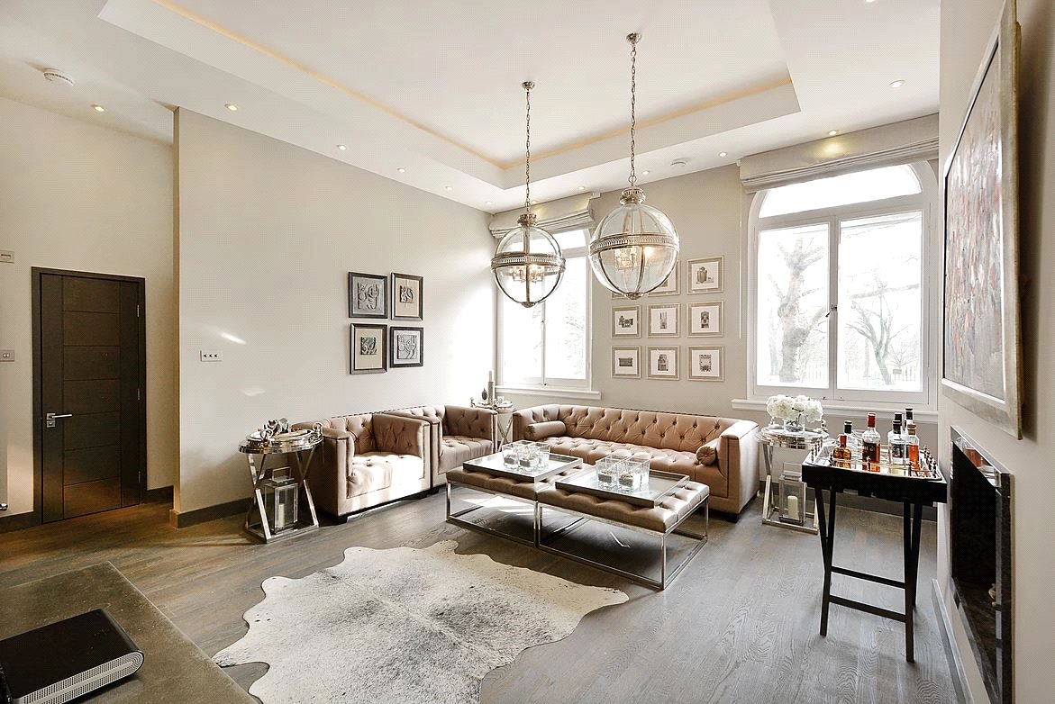 Hyde Park Place London W2 2LP