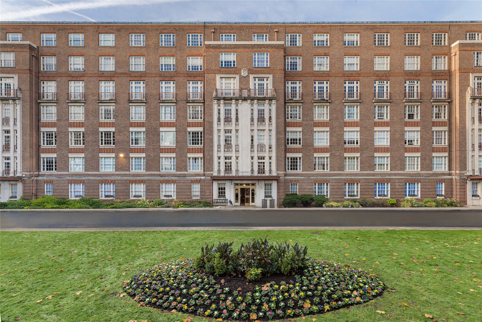 Eyre Court 3-21 Finchley Road NW8 9TX